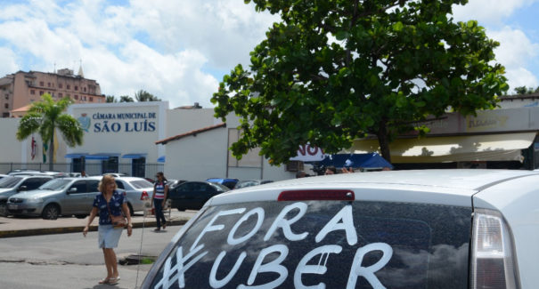 DPE consegue decisão que favorece usuários do Uber