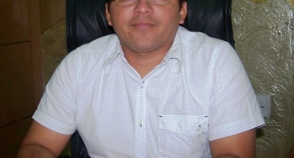 Ex-prefeito deve pagar multa por ausência de licitação