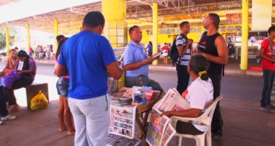 Audiência discute situação de ambulantes nos terminais