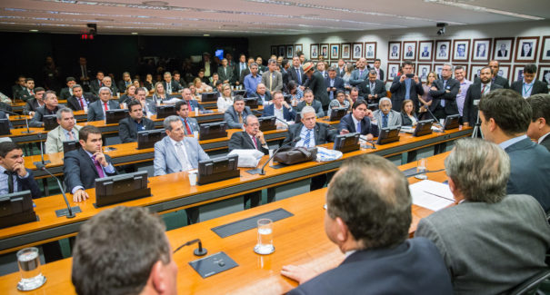 Proposta que estende mandatos de prefeitos do MA até 2022 é encaminhada ao Congresso