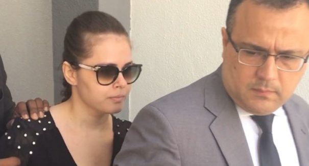 Prefeita ostentação é condenada a prisão domiciliar
