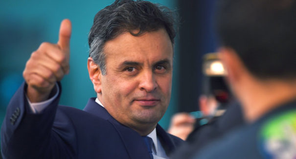 Senadores maranhenses votam para salvar Aécio