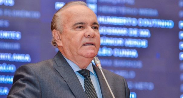 Edivaldo Holanda manda recado nas entrelinhas para Neto Evangelista