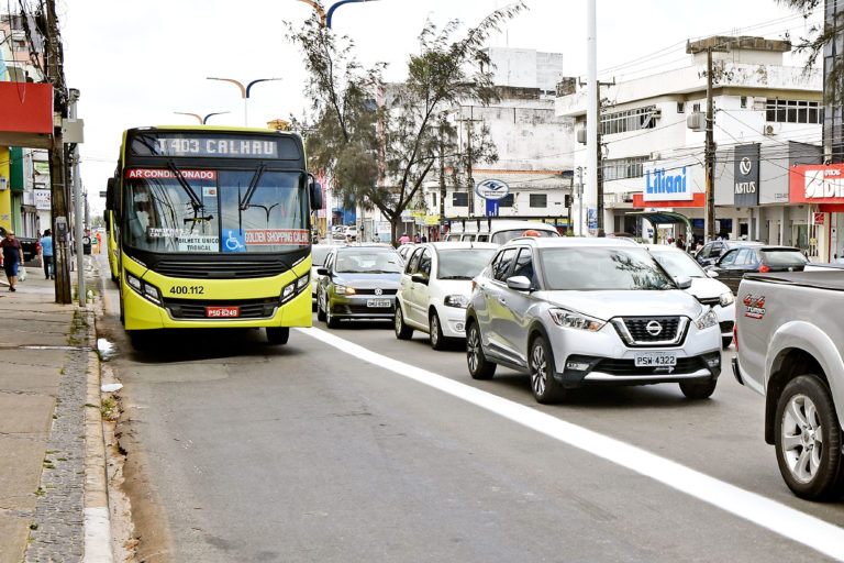 Câmara aprova flexibilidade na faixa exclusiva para ônibus