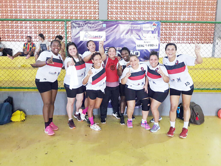 Moto leva o título de handebol master