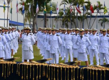 Mulheres agora podem concorrer a vagas para formação de fuzileiro naval