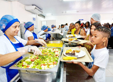 Restaurante Popular: comida saudável por apenas R$ 2 reais