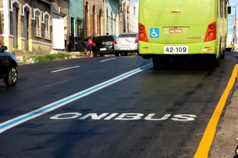 Como funcionam as Faixas Exclusivas de Transporte?