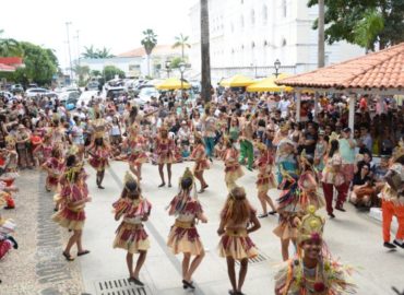 Feirinha São Luís em clima de natal neste domingo