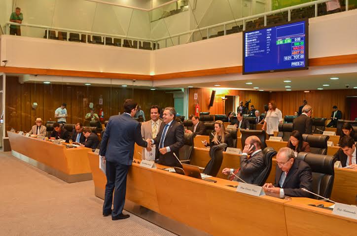 Deputados estaduais têm o dobro de férias que o normal