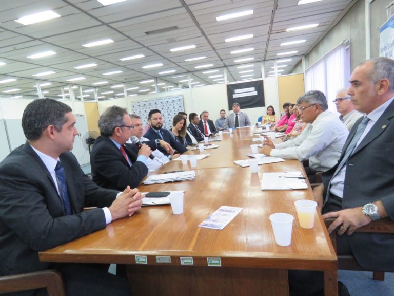 Maranhão avança na simplificação do registro empresarial