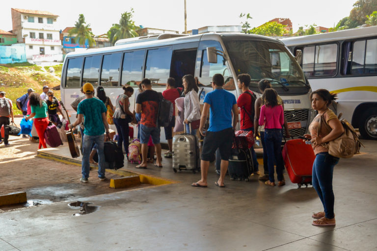 Terminal Rodoviário lotado na véspera do feriado
