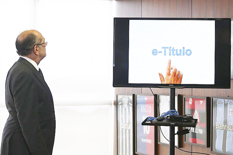 Três falhas em testes no sistema da urna eletrônica