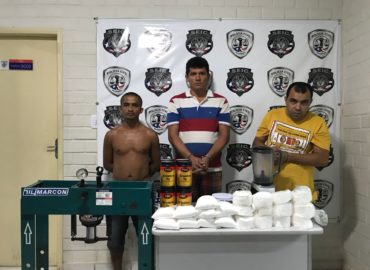 Polícia apreende cocaína avaliada em R$ 300 mil em laboratório no Anil