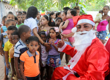 O encanto mágico das doações de Natal