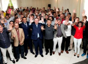 Em evento, PRB abre as portas para o PSDB