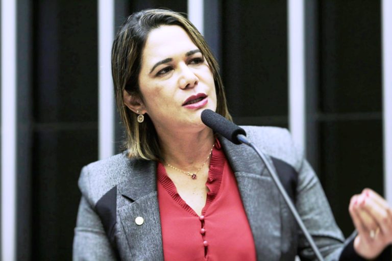 “Hora de união”, diz nova coordenadora da bancada federal do Maranhão
