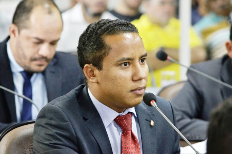 Vereador de São Luís é internado após passar mal