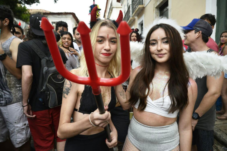 Governo fará campanha pra combater assédio no Carnaval