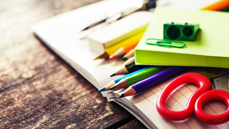 8 orientações para a compra de material escolar