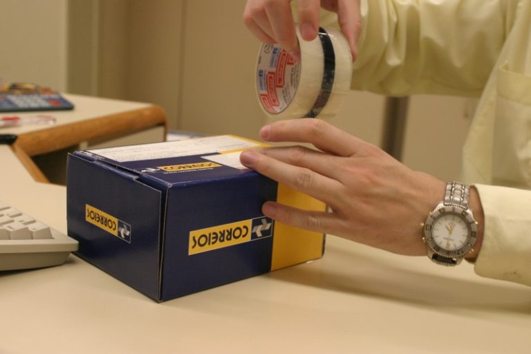 Alibaba e Amazon podem entrar na disputa pela compra dos Correios