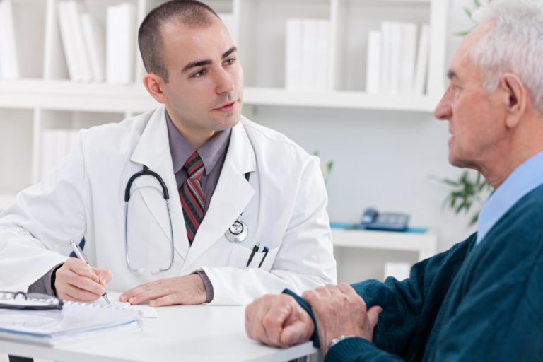 Com que frequência devemos ir ao médico?