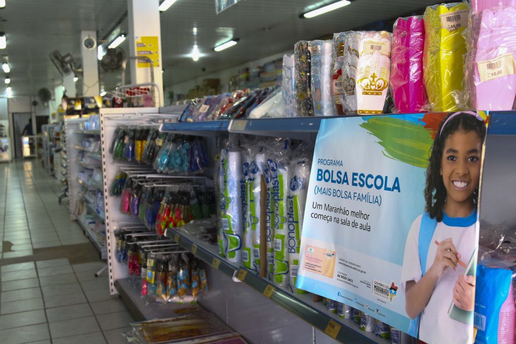 Bolsa Escola pagou mais de 700 mil beneficiários