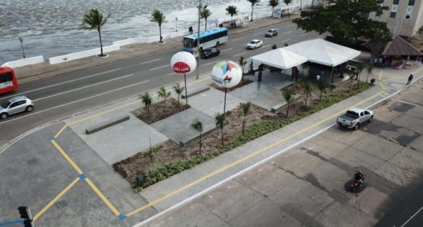 Carnavalesco Joãosinho Trinta ganha praça em sua homenagem