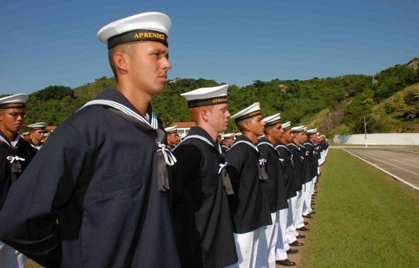 Carreira Militar: Mais de 1.200 vagas abertas na Aeronáutica e Marinha