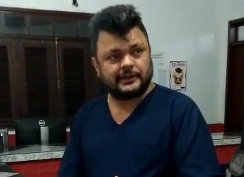 O médico Paulo Roberto foi apresentado pela polícia na delegacia de Pinheiro. Foto: Reprodução 
