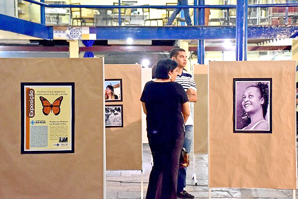 A exposição foi aberta na última sexta-feira (9), no Centro de Criatividade Odylo Costa, filho (Praia Grande), às 17h, e fica em cartaz até dia 16 de março.