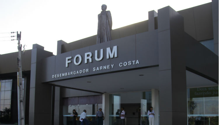 Homem que matou namorada do ex-companheiro é condenado