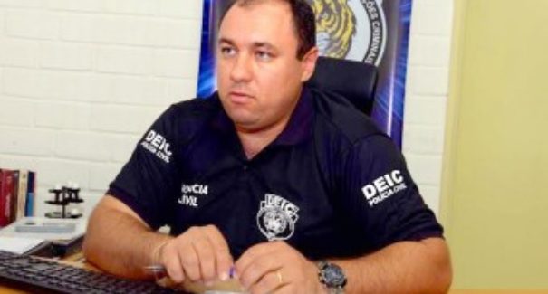 Pistola, celulares e notebook são encontrados em celas de policiais presos
