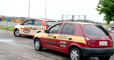 Motoristas terão que realizar curso e prova teórica para renovar CNH