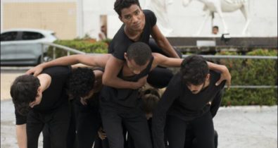 A Via-Crúcis de Cristo em forma de dança