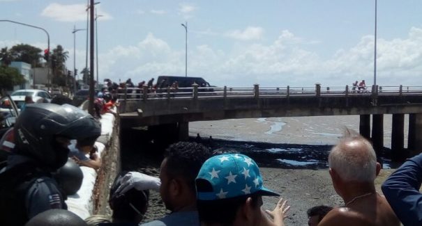 O que leva uma mãe jogar o filho da Ponte?