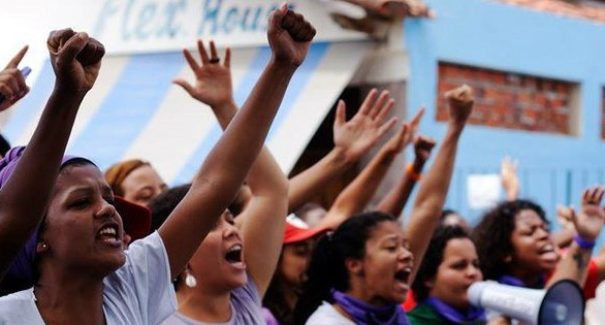 Partidos tem dificuldade em atrair mulheres para Política