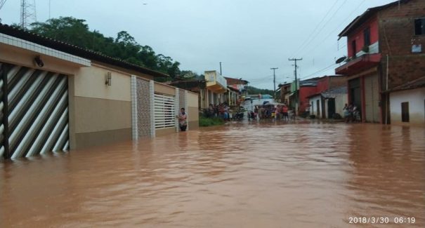 Chuva deixa 120 famílias desabrigadas em Marajá do Sena