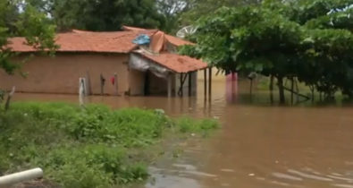 Mais de 2.000 famílias foram afetadas pelas chuvas em 11 cidades