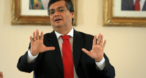 Decisão de inelegibilidade não tem efeito nessas eleições, dizem juristas