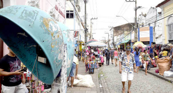 O fim de uma era: Orelhões brasileiros serão totalmente aposentados até 2028
