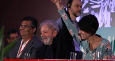 Flávio Dino e outros governadores articulam para visitar Lula