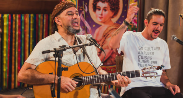 César Nascimento lança novo DVD no Teatro Arthur Azevedo