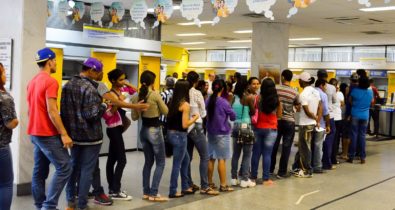 Bancos devem atender cliente em tempo máximo de 30 minutos