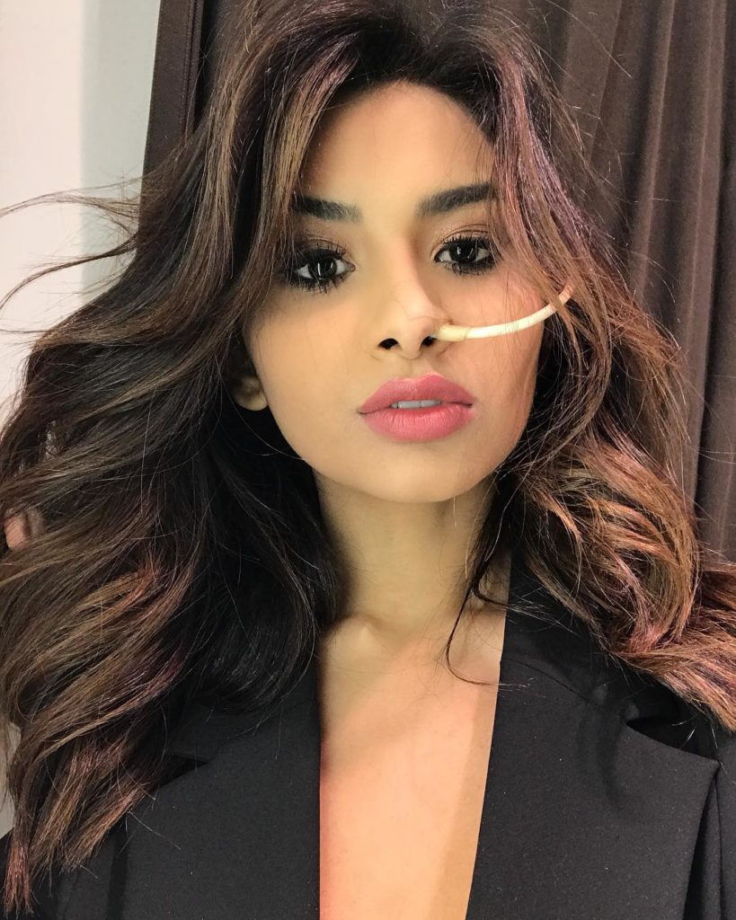 Morre a modelo maranhense Nara Almeida