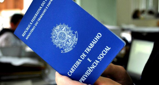 Desemprego cai para 13,7%, revela pesquisa do Ipea