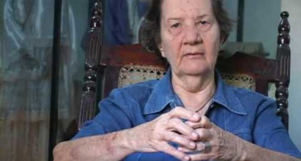 Zelinda Lima lança último livro sobre azulejos de São Luís