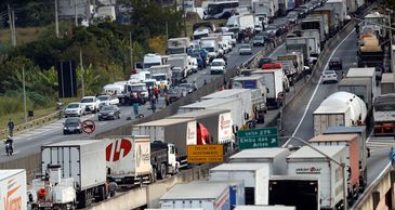 Temer decreta Garantia da Lei e da Ordem em todo país até 4 de junho