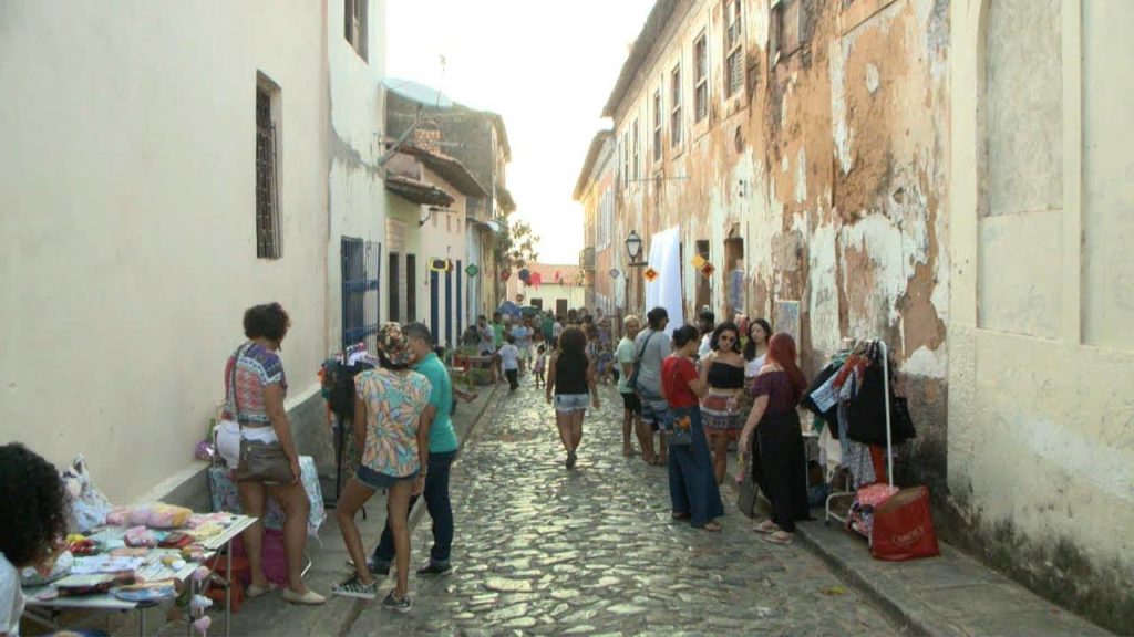 Sábado é dia de Feira Criativa no Desterro