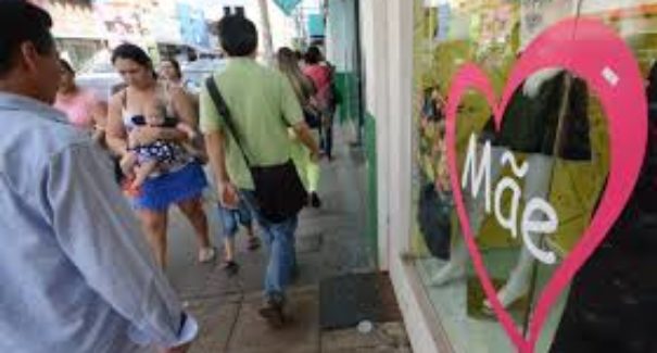 Dia das Mães: Procon aponta variação de até 170% em presentes